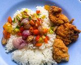 Foto langkah ke 4 dari resep Sambal bawang merah utuh + rawit & ayam goreng tepung.