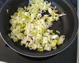 Une image de l'étape 1 de Tarte aux poireaux.