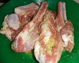 Foto del paso 1 de la receta: Costillas de cerdo a la cebolla en sartén
