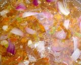 A picture of step 2 of Yam pottage.