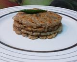 A picture of step 12 of Sabudana Thalipeeth.