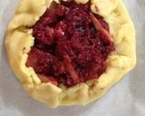 Hình bước làm 2 của món Rustic Fruit Tart
