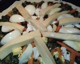 Foto del paso 6 de la receta: Tarta de verduras! tipo pascualina pero todo caserito 😁