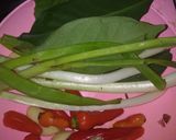 Foto langkah ke 1 dari resep Pepes tahu ayam pedas.