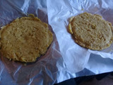 Hamburguesas de arvejas caprese rellenas o saborizadas