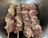 Hình bước làm 3 của món Thịt xiên nướng