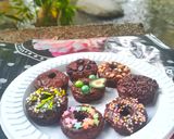 Gambar langkah 7 resipi Donut Brownies.