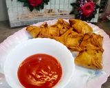 A picture of step 14 of Square kachori.