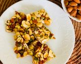 ડ્રાયફ્રુટ ચીક્કી (Dryfruit Chikki Recipe In Gujarati) રેસીપી સ્ટેપ5ફોટો