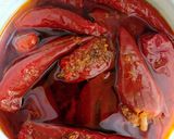 लाल मिर्च का भरवा अचार रेसिपी चरण 5 फोटो
