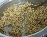 A picture of step 2 of Quinoa Halwa.