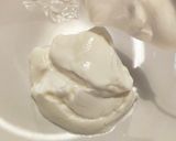 Foto del passaggio 1 della ricetta Bon bon yogurt, cocco e cioccolato fondente