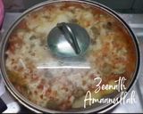 A picture of step 2 of Instant Pan Pizza.