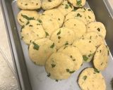 A picture of step 7 of Ragda patties.