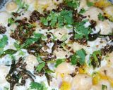 A picture of step 6 of Hyderabadi Dahi Phulki.
