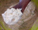 A picture of step 2 of Mix dal pakode.