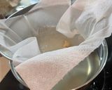 A picture of step 5 of Chinese style boiled chicken.