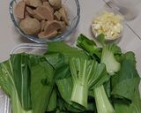 Foto langkah ke 1 dari resep Ca pokcoy bakso.