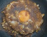 Foto langkah ke 2 dari resep Telur Ceplok Kecap Bumbu Instan.