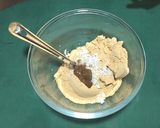 ব্রিটানিয়া বিস্কুটের পান্তুয়া (biscuiter pantua recipe in bengali) রেসিপির ধাপ 2 ছবি