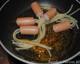 A picture of step 7 of Sausage spaghetti.
