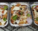 A picture of step 6 of Chessy pizza fries.