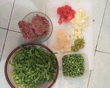 Foto langkah ke 1 dari resep Tumis daging sapi giling dgn sawi dan tahu sedap.