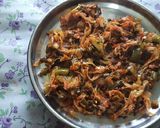 A picture of step 3 of Vegetables schezwan momos.