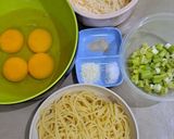 Foto langkah ke 2 dari resep Omelet Spaghetti.