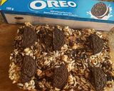 A picture of step 5 of Oreo rice crispes bar.