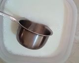 A picture of step 2 of Perfect thick yogurt.