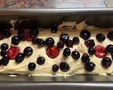 Foto del paso 5 de la receta: “Budín de frutos rojos”