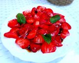 Une image de l'étape 4 de Carpaccio de fraises au sirop d'orange.