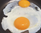 Foto del paso 2 de la receta: Huevos rotos saludables