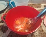 Foto del paso 1 de la receta: Budín húmedo de zanahorias y naranja, miel con corazón de crema chantilly