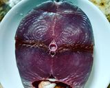 Hình bước làm 1 của món Cá ngừ đại dương sốt cà chua 🐟