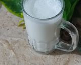 A picture of step 5 of Namkeen lassi.