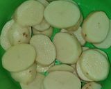 Foto langkah ke 1 dari resep Kroket kentang wortel isi telur rebus.