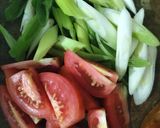 Foto langkah ke 3 dari resep Tongkol Kuah Saos.