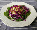 Foto del paso 8 de la receta: Ensalada de espinacas, coles y tofu con vinagreta de hierbabuena