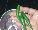 சின்ன வெங்காயம் தேங்காய் சட்னி(COCONUT CHUTNEY RECIPE IN TAMIL) ரெசிபி ஸ்டேப் 1 புகைப்படம்