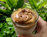 Foto langkah ke 4 dari resep Dalgona Coffee.