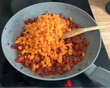 Foto del paso 3 de la receta: Croquetas de chorizo y batata