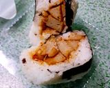 Foto langkah ke 3 dari resep Onigiri Chicken Teriyaki.