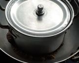 A picture of step 3 of Chocolate cake.