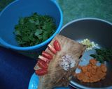 Foto langkah ke 2 dari resep Sayur Bening Kemangi - (Bayam Wortel Jagung Muda (Putren)).