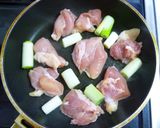 A picture of step 5 of Juicy Chicken Thighs! Skewer-Free Salt Grilled Chicken.