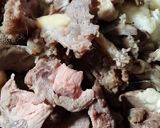 Foto langkah ke 1 dari resep Pesmol Daging Kambing Pedas.