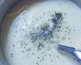 A picture of step 3 of Rava vati dhokla.
