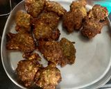 A picture of step 4 of Fresh Green Chickpeas Kadhi with Moong Daal Pakodi.